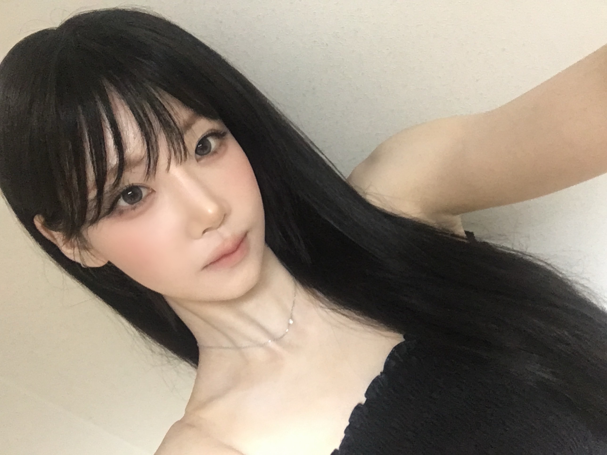 260727 COSMO ROOM更新我爱你tripleS组合金拏炅