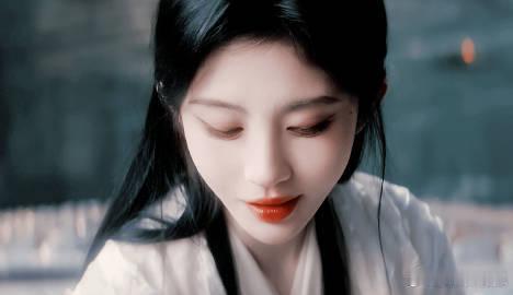 鞠婧祎月鳞绮纪一人分饰三角鞠婧祎一张脸N种感觉 鞠婧祎到底还有多少惊喜是我们不知