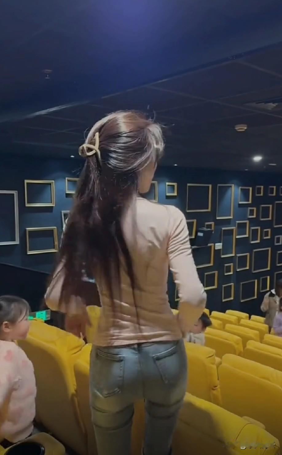 所谓“光明之心”，并非永不犯错的天真，而是一种在复杂现实中依然能清晰映照事物本质