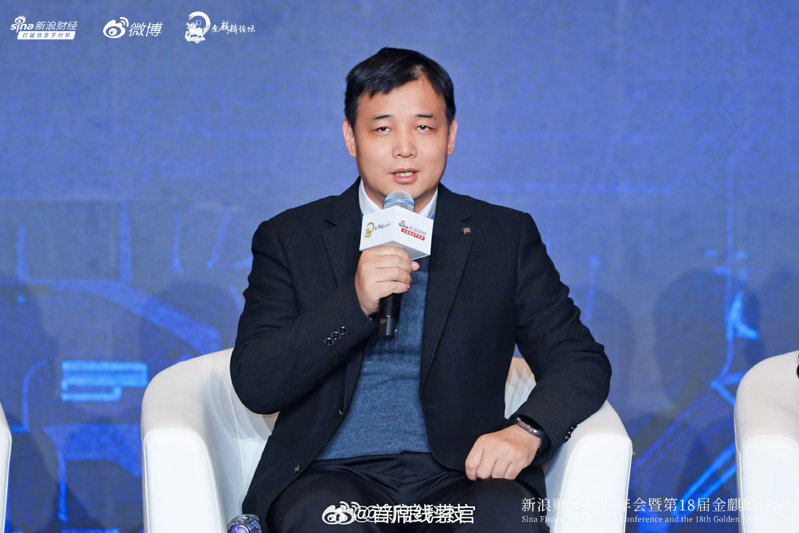 众擎CEO称机器人体能超90%男人众擎机器人 CEO 赵同阳表示：本体和小脑仅仅