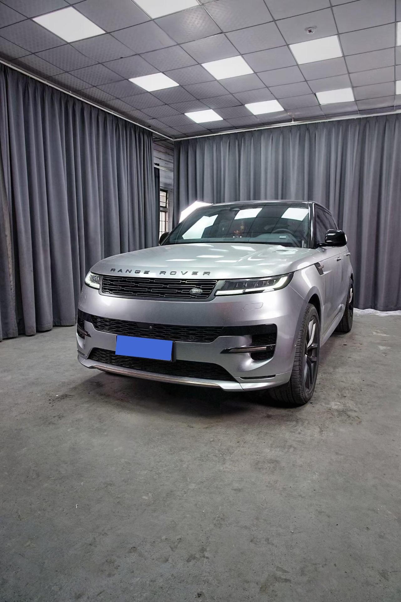 🖤揽胜运动真的很显宽🔧BONOSS垫片一加，味道更对了，尤其后轮再外扩一点，