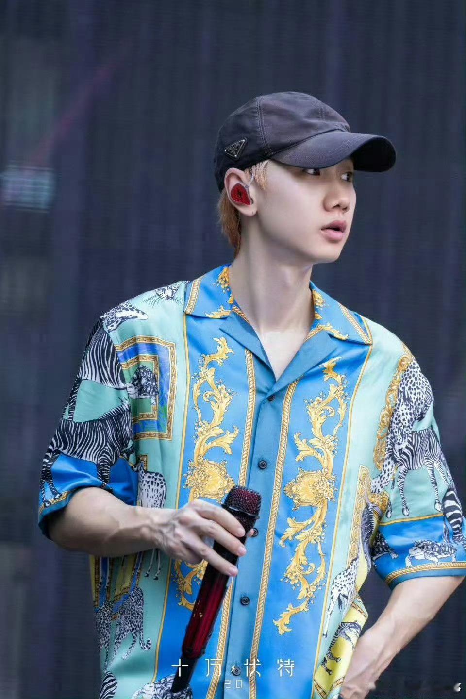旺仔小乔年轮音源已下架 旺仔小乔《年轮》音源下架消息传来，汪苏泷却在深圳大雨中全