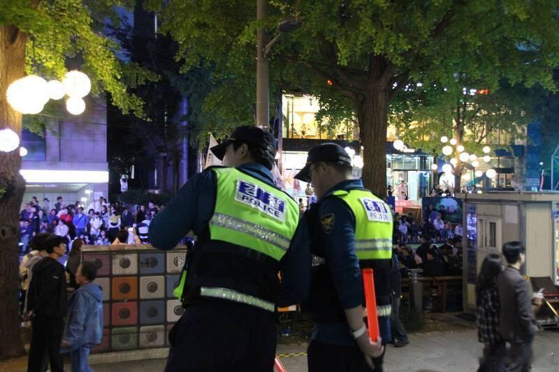 韩国光州街头突发随机砍人案 一名高中女生遇害、嫌疑人在逃海外新鲜事 韩国光州广域