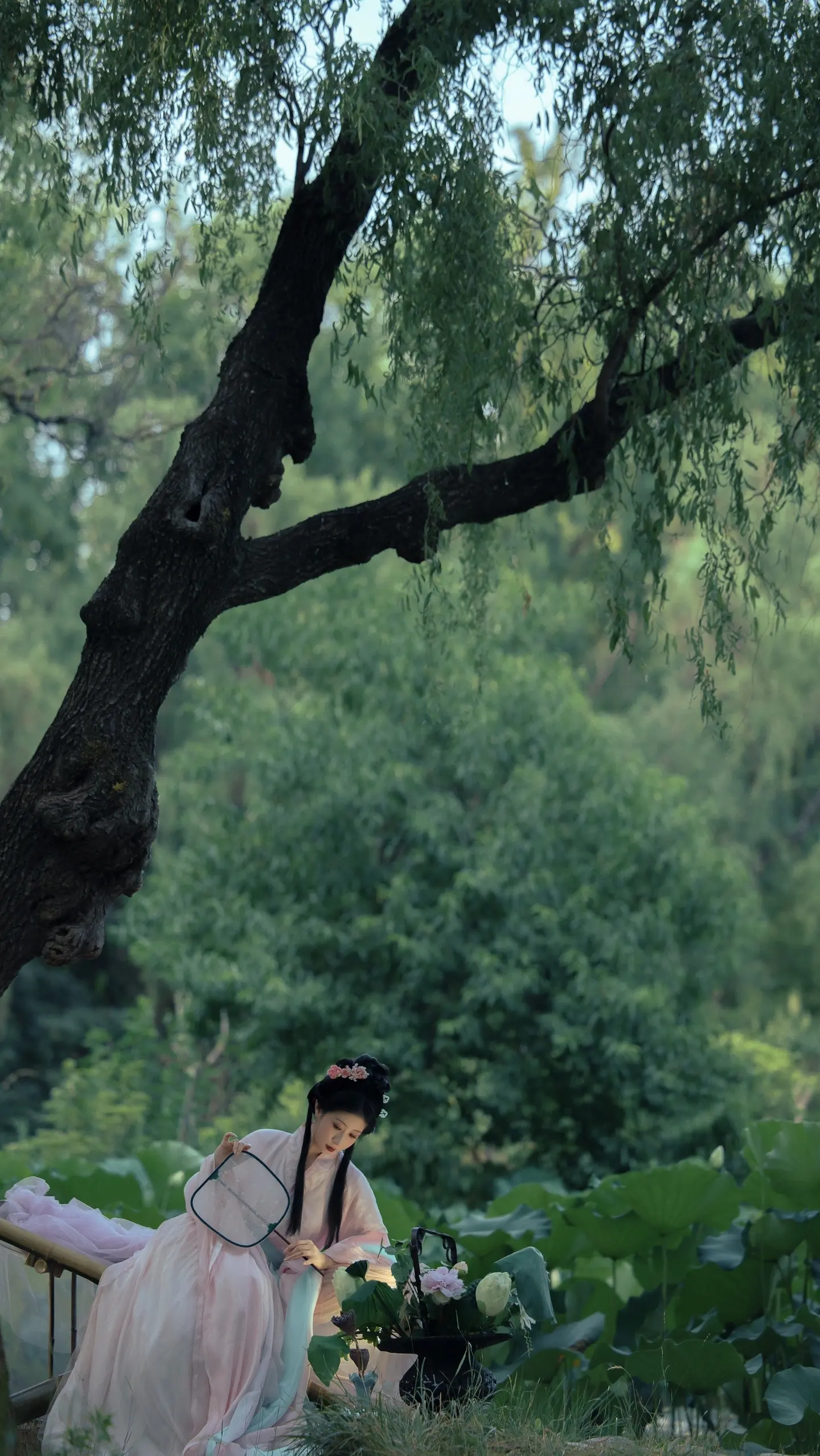 所谓荷事，为荷而来。