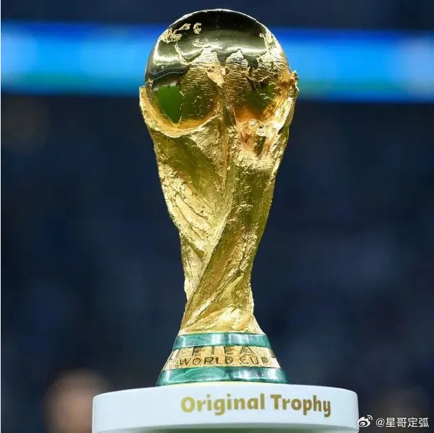 法国队的冠军赔率，已经降到 4.33 了。独一档的存在。🏆 最新冠军赔率：1️