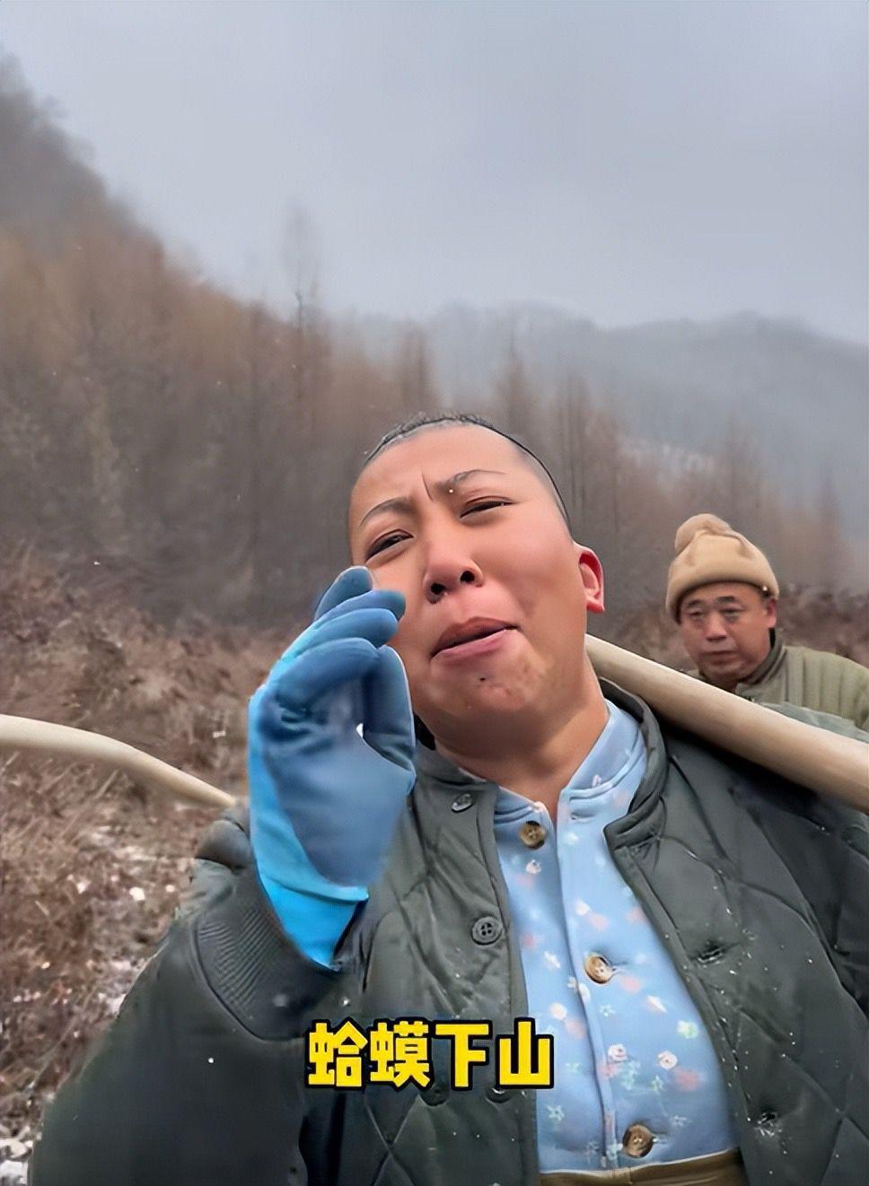 火遍全网的“东北雨姐”年轻时候的模样竟然还有点像《西游记》里面的蜘蛛精，远没有现