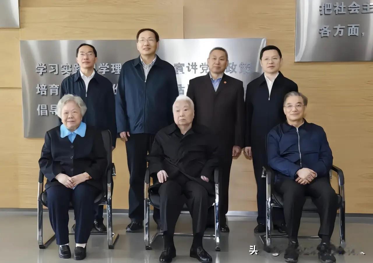 省级博物院42人联名举报院长私吞文物，至今没下文

一家省级博物院，42名职工实