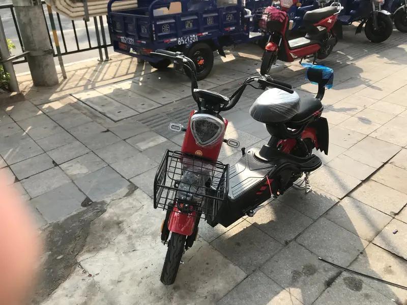 个人观察体会，认为新国标电动车上路，龟速行驶，严重影响道路交通通行效率。大家觉得