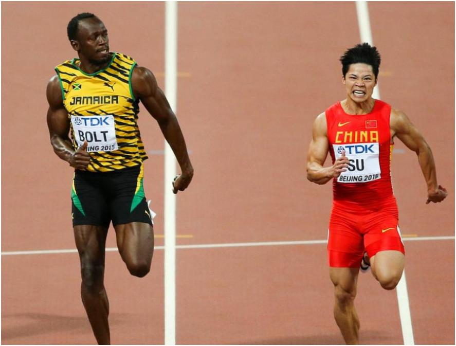 100米短跑，亚洲有10人跑进过10秒。
一、中国2人：苏炳添10次、最佳成绩9