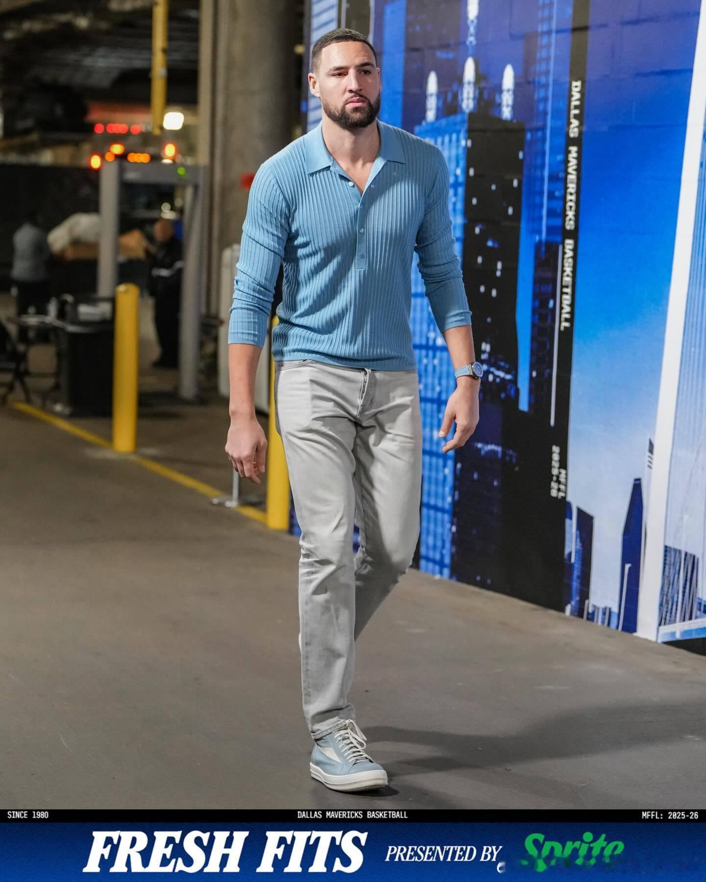 常规赛第2️⃣8️⃣场 独行侠主场对阵活塞你汤的球员通道达拉斯独行侠对阵底特律活