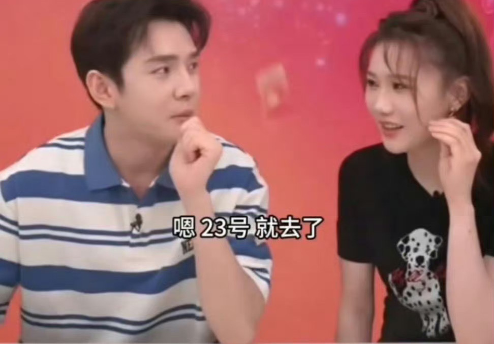 #李佳琦回应参加披哥#李佳琦回应参加披荆斩棘的哥哥。好期待李佳琦在披荆斩棘舞台上