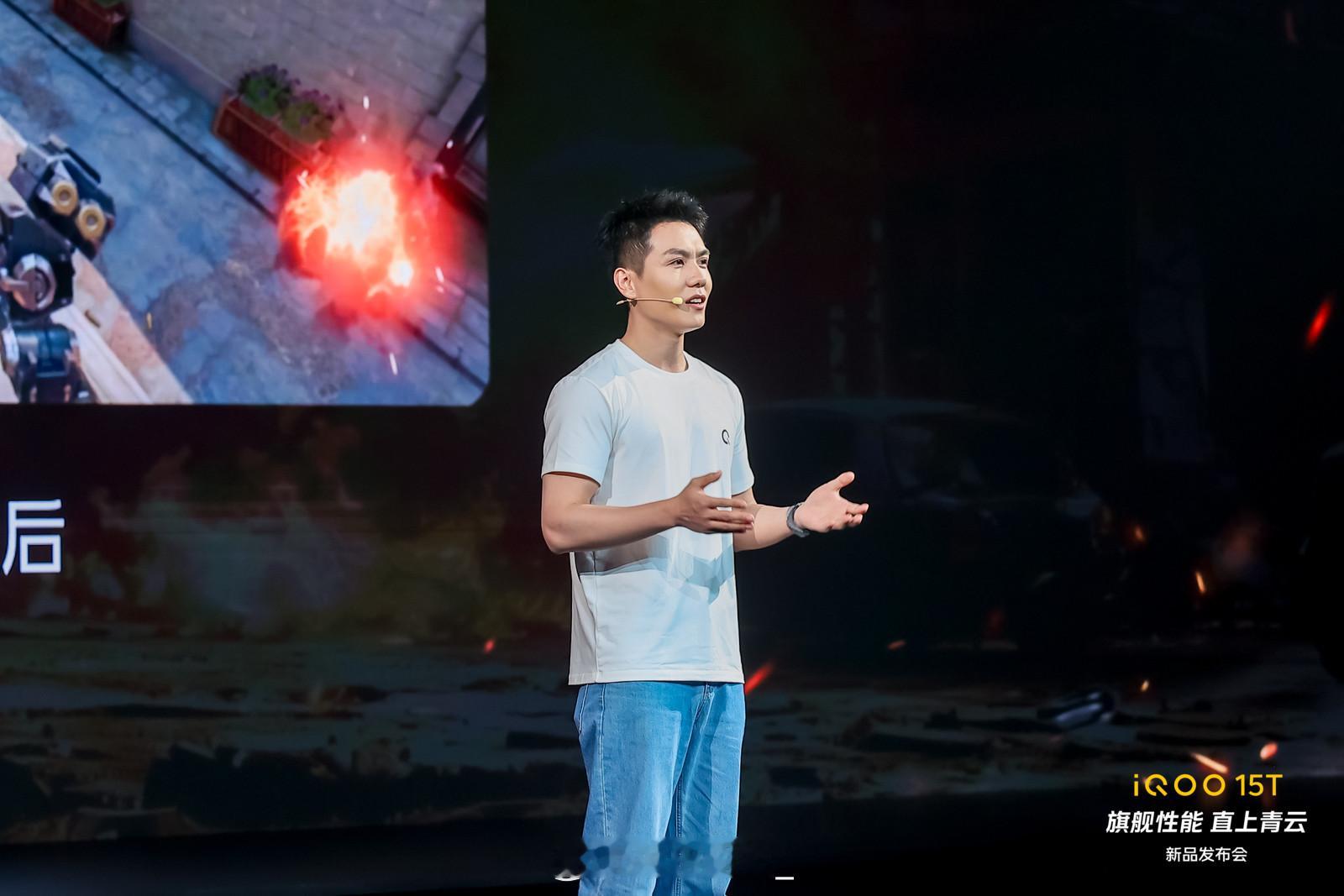 iqoo15t 自研电竞芯片Q3加持，直接解锁全场景光线追踪、超级分辨率、超级帧
