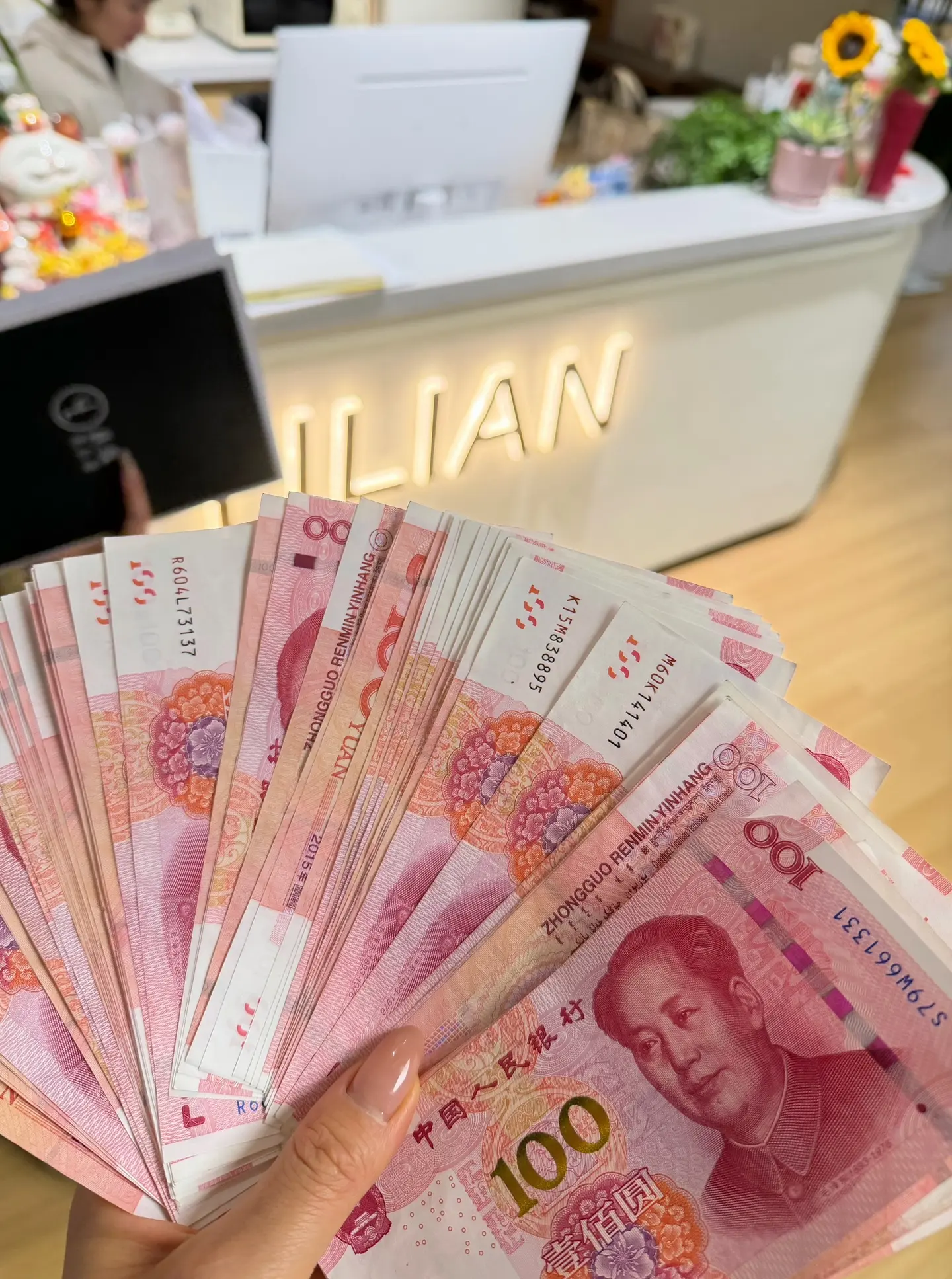 意练普拉提 | 以练会友 因为认可，所以推荐❤️ 老会员介绍新会员来锻...