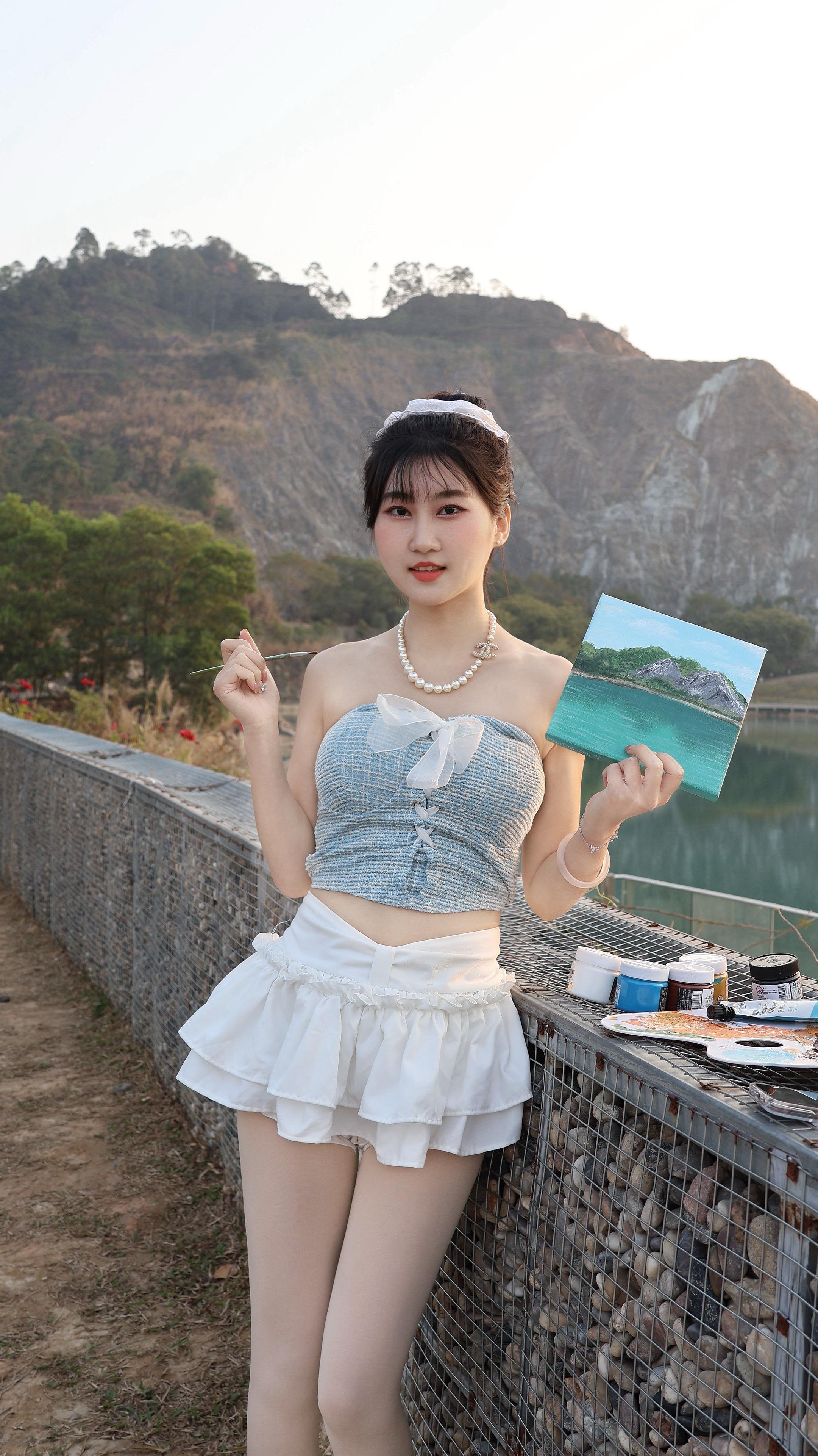 行至郊野，遇冬日暖阳，映得水碧山青，自由快乐，安静自在🎨