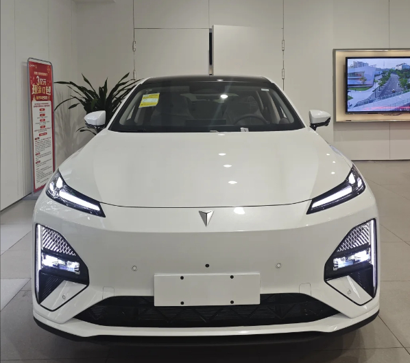 强强联手！京东新“国民好车”合作品牌锁定长安深蓝，继广汽埃安后再下一城，深化“电