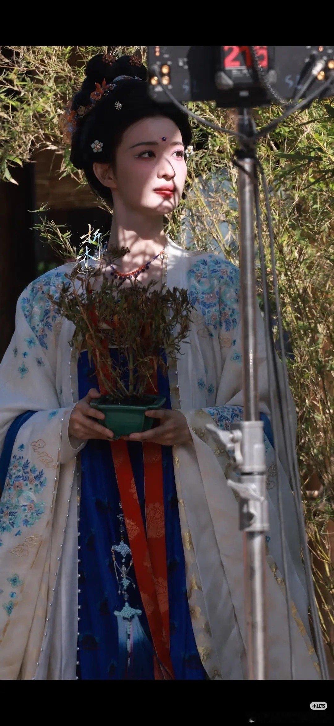 楚然浮生造型太美了 
