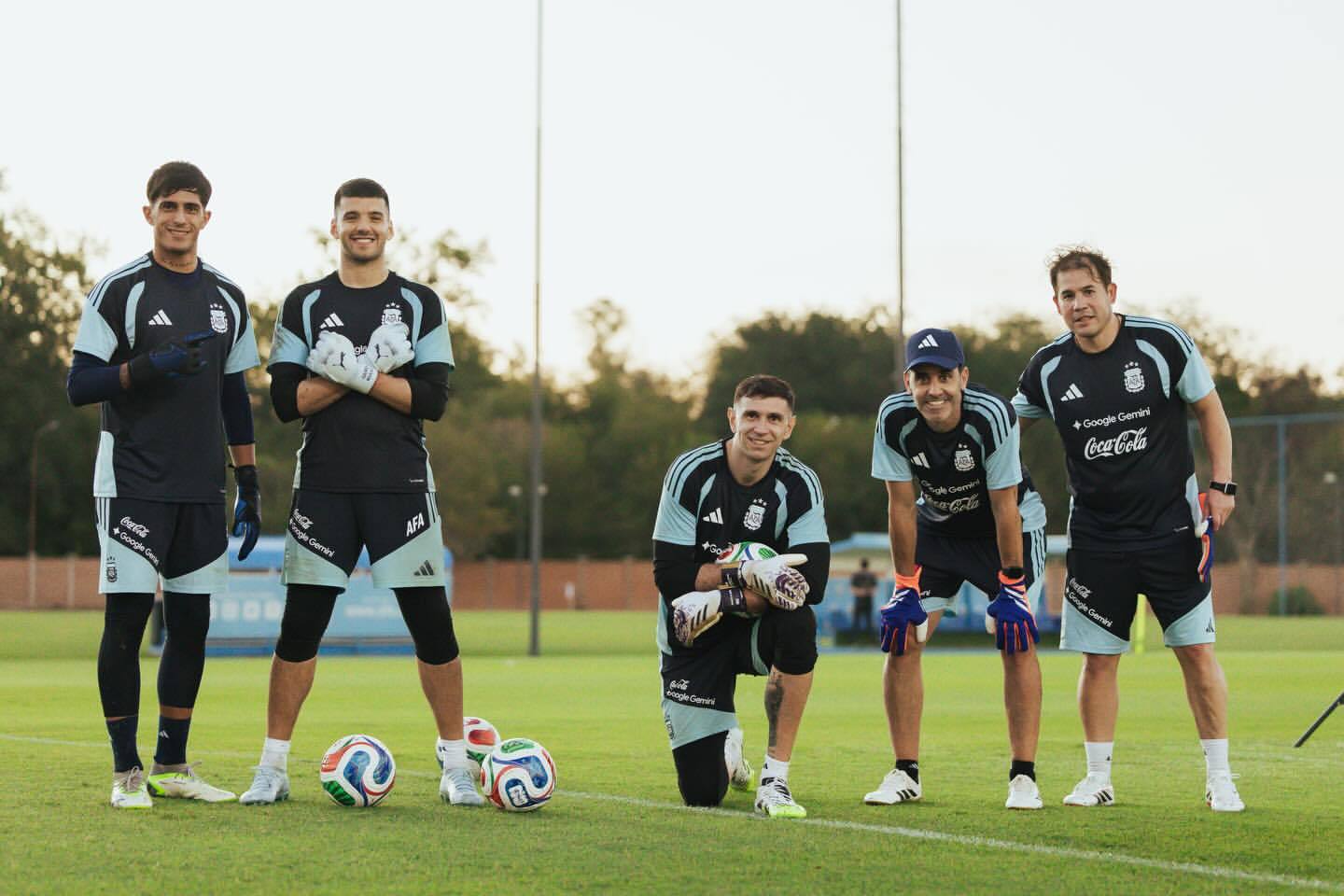 大马丁更新ins｜开心🇦🇷💖😍罗梅罗、阿尔马达、冈萨雷斯点赞阿根廷球迷俱