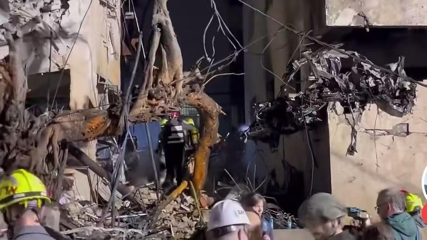 以色列也不孤独。虽然以色列不讲武德偷袭了伊朗。但是伊朗依然可以用导弹炸以色列。而