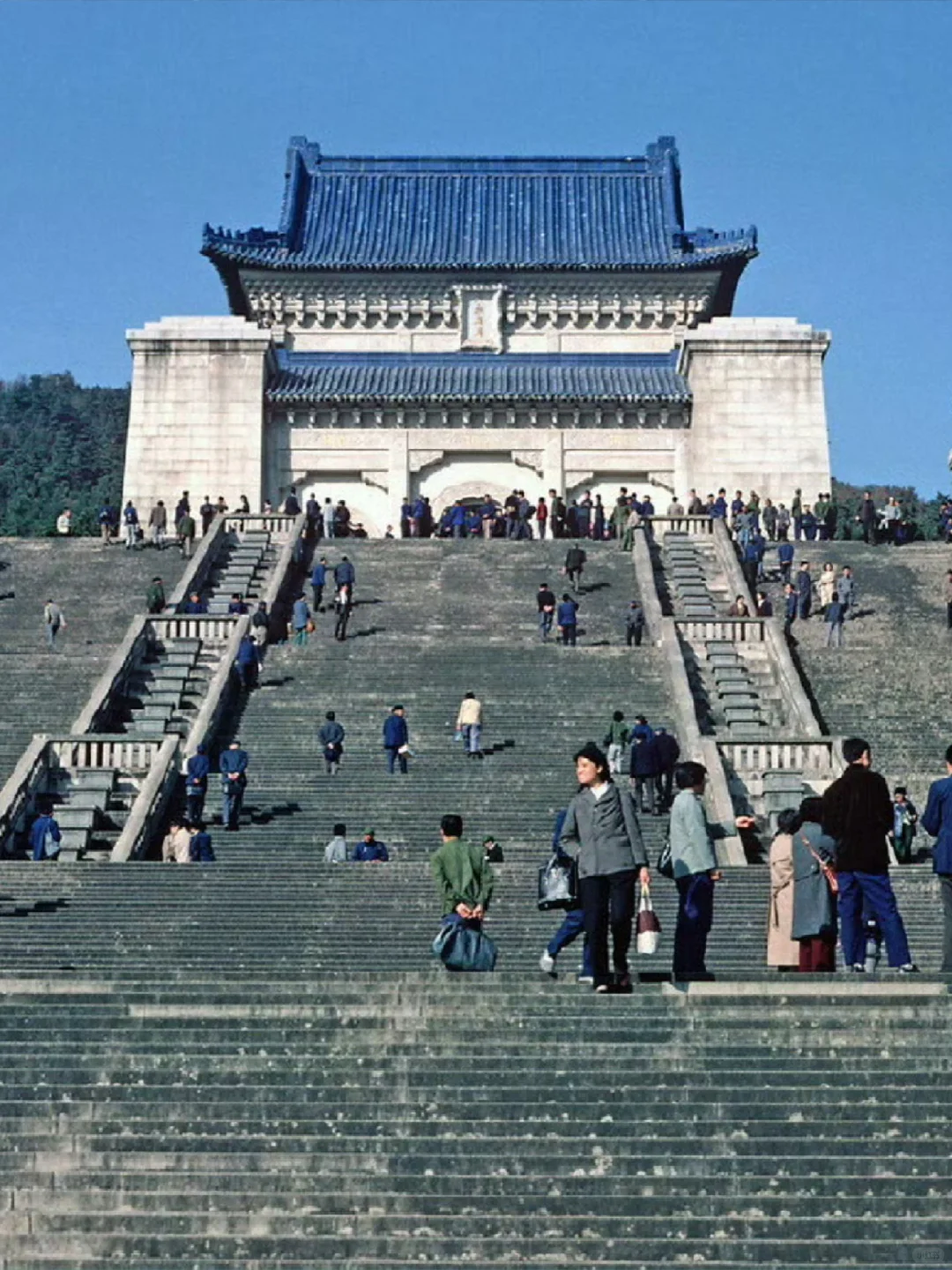 70年代末80年代初的中国，由法国摄影师Alain Le Garsmeur摄