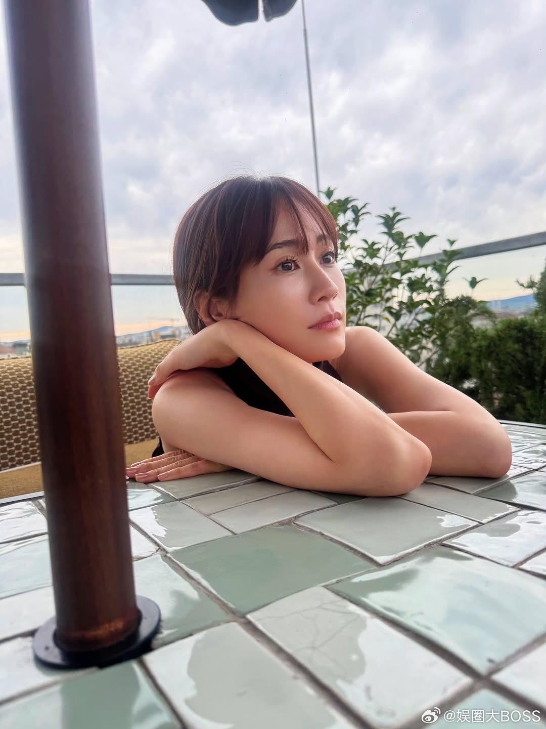 前田敦子回应写真尺度争议 针对 “身为母亲拍写真” 的批评，前田敦子直言不认为母