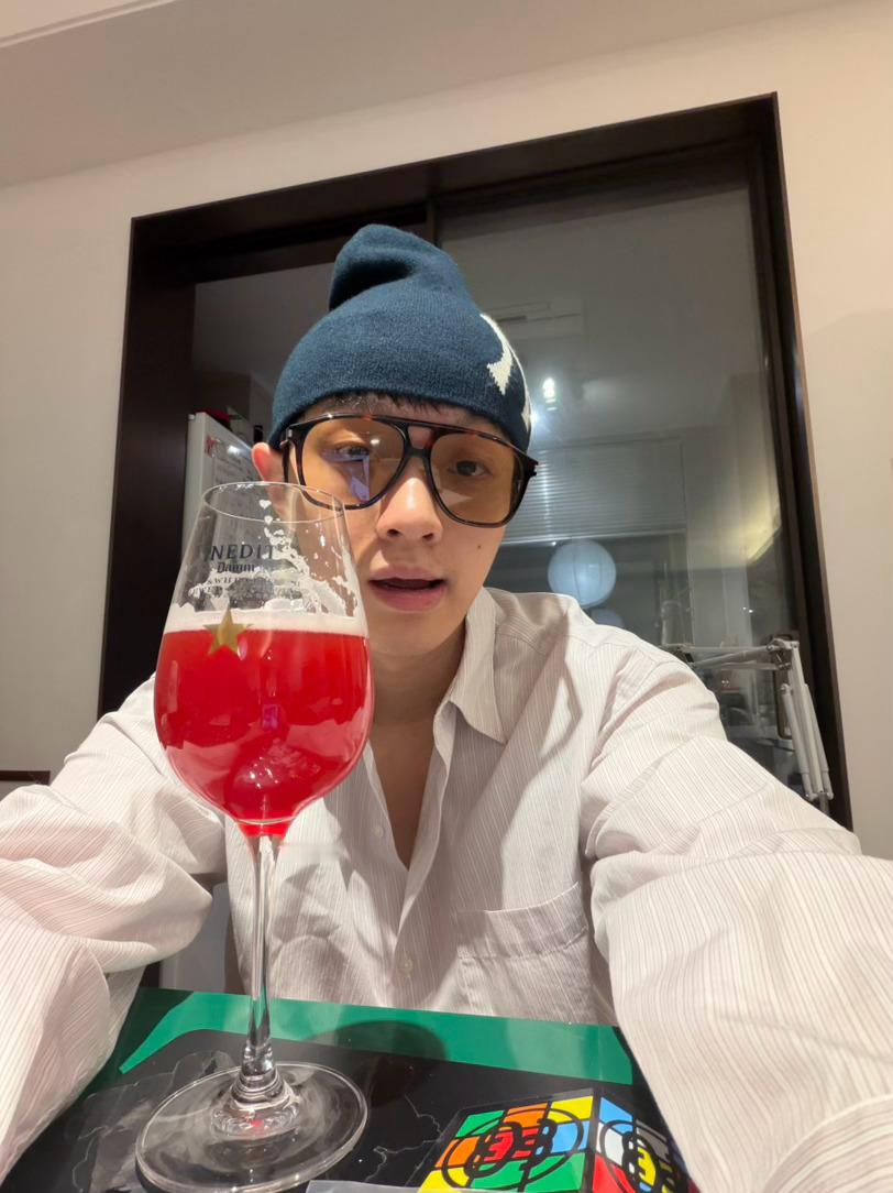 草莓味的啤酒好好喝
