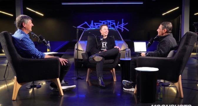 马斯克语不惊人死不休！
2026年，马斯克接受的第一个专访：说中国“几乎会听他每