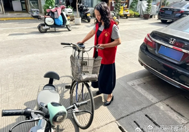台州路桥菜场微行动让烟火气里开出文明花 小市场彰显大文明，微行动汇聚大力量。 