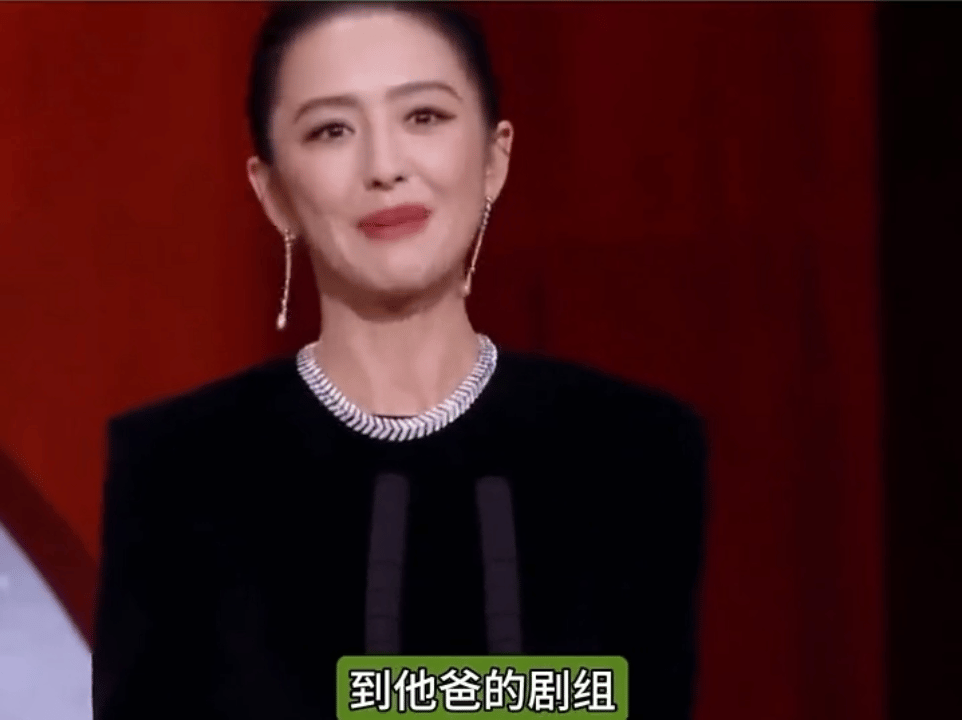 明星夫妻离婚的不在少数
但是能像佟丽娅这两人这么和谐的
内娱仅此一对！

他们是