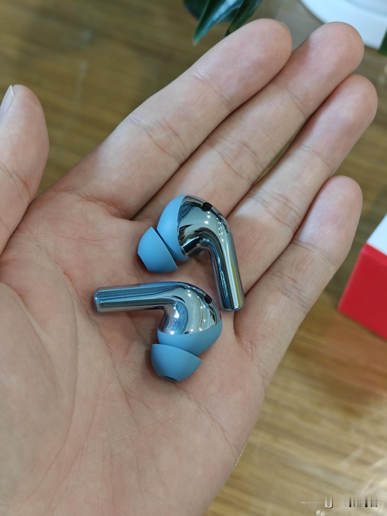 一加Buds3上手体验
    终于到了，直接上结论，449元的价格我认为是值得