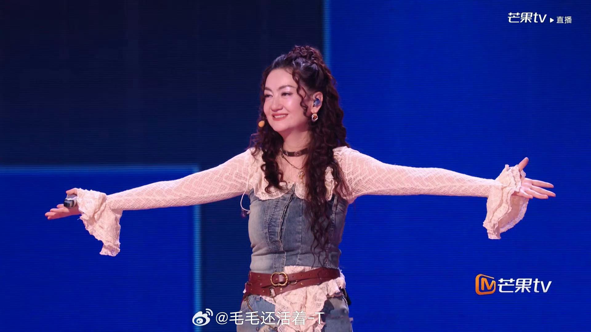 者来女淘汰让观众操控谁留下来本来就公平又不公平。因为现场观众又不看谁实力强。还是