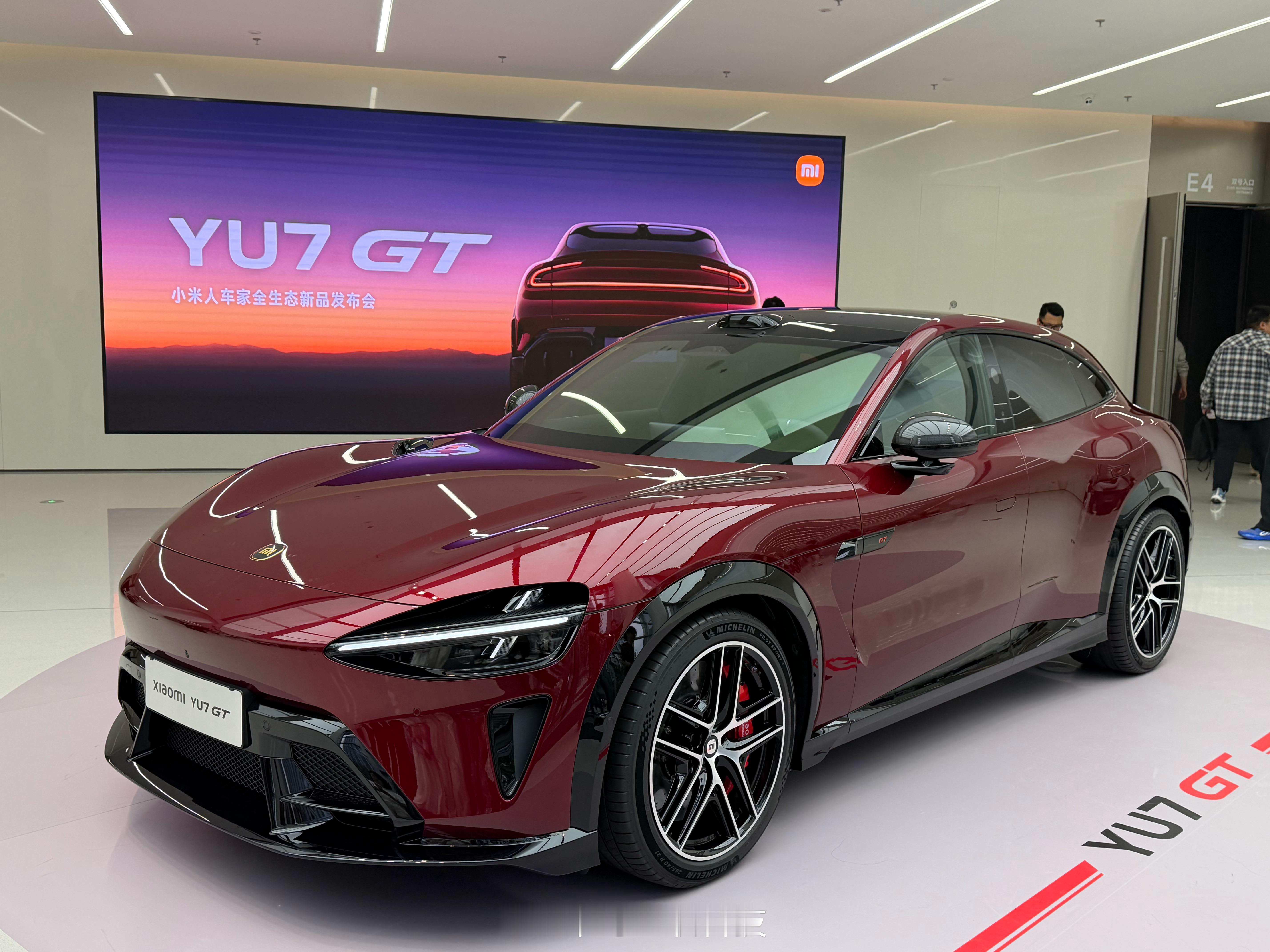 小米YU7 GT马上来啦这个颜色帅不帅