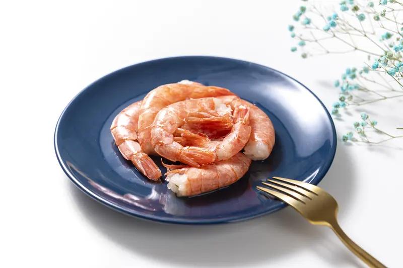 南极深海磷虾油。
乍一听就觉得不靠谱。
谁会去南极弄这玩意儿，不造假简直奇怪。