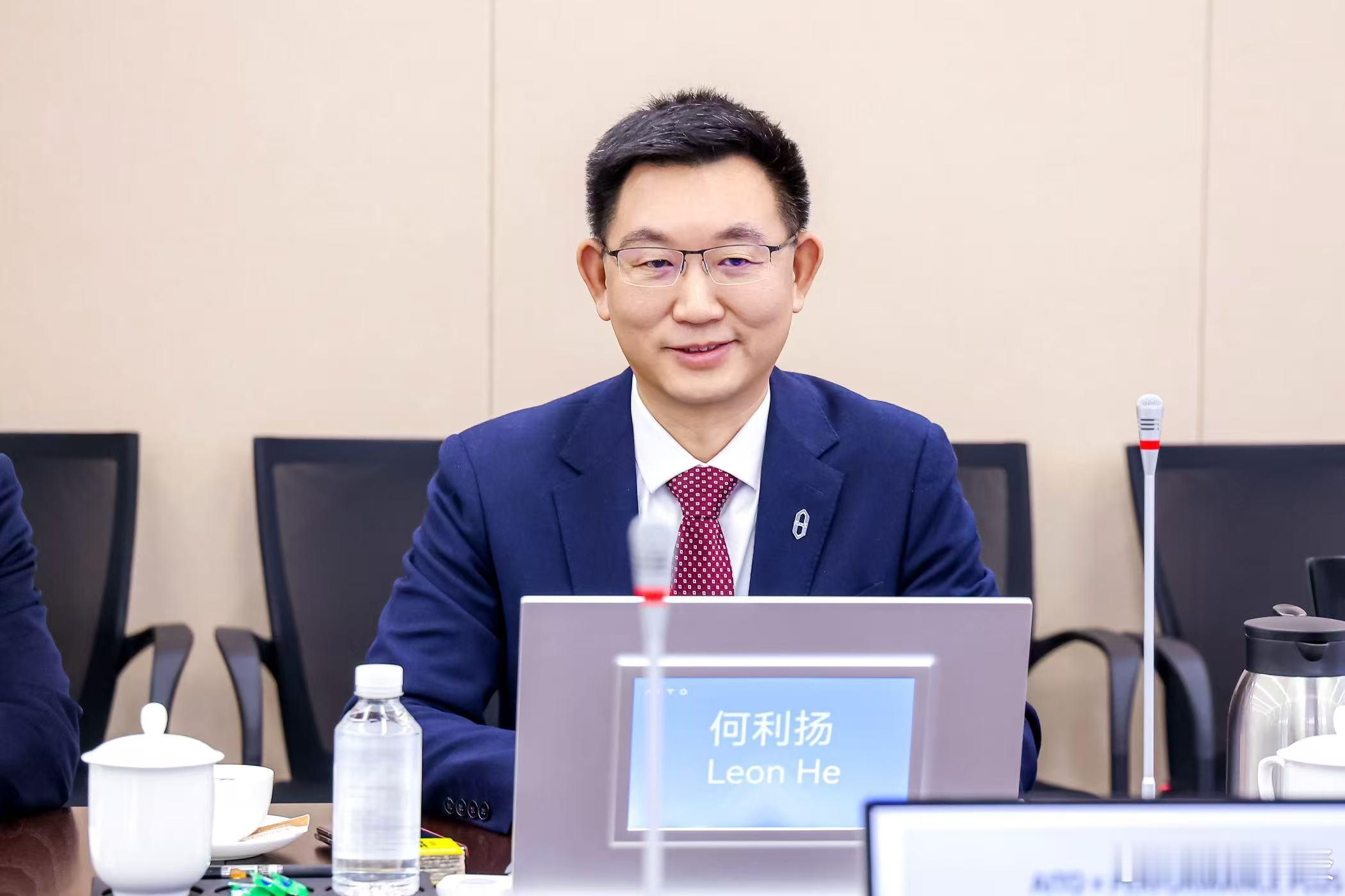 问界出海迈向全球豪华问界与中东顶级豪车经销商 ADM签约，宣告正式进军阿联酋市场