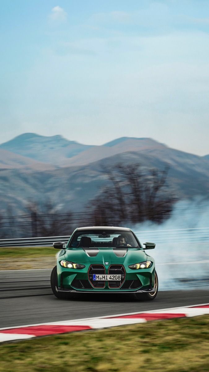 周末愉快！Bimmer[太阳]bmwsky[超话] 手机壁纸 ​​​