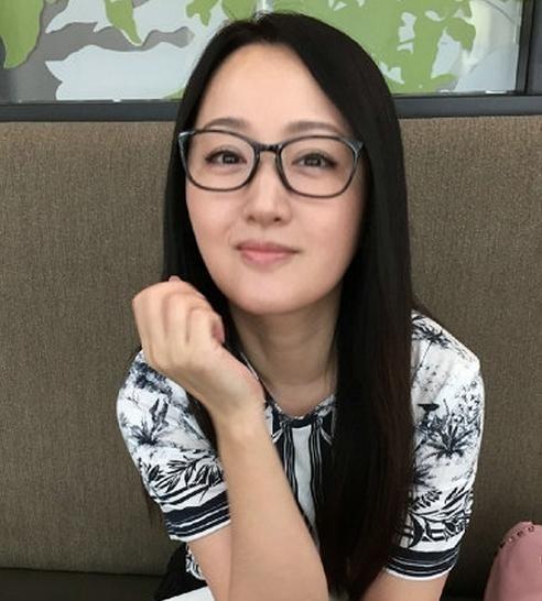 坊间流传多年的杨钰莹“私生子”一说，其实是个乌龙。
她的好友曾出面证实，杨钰莹