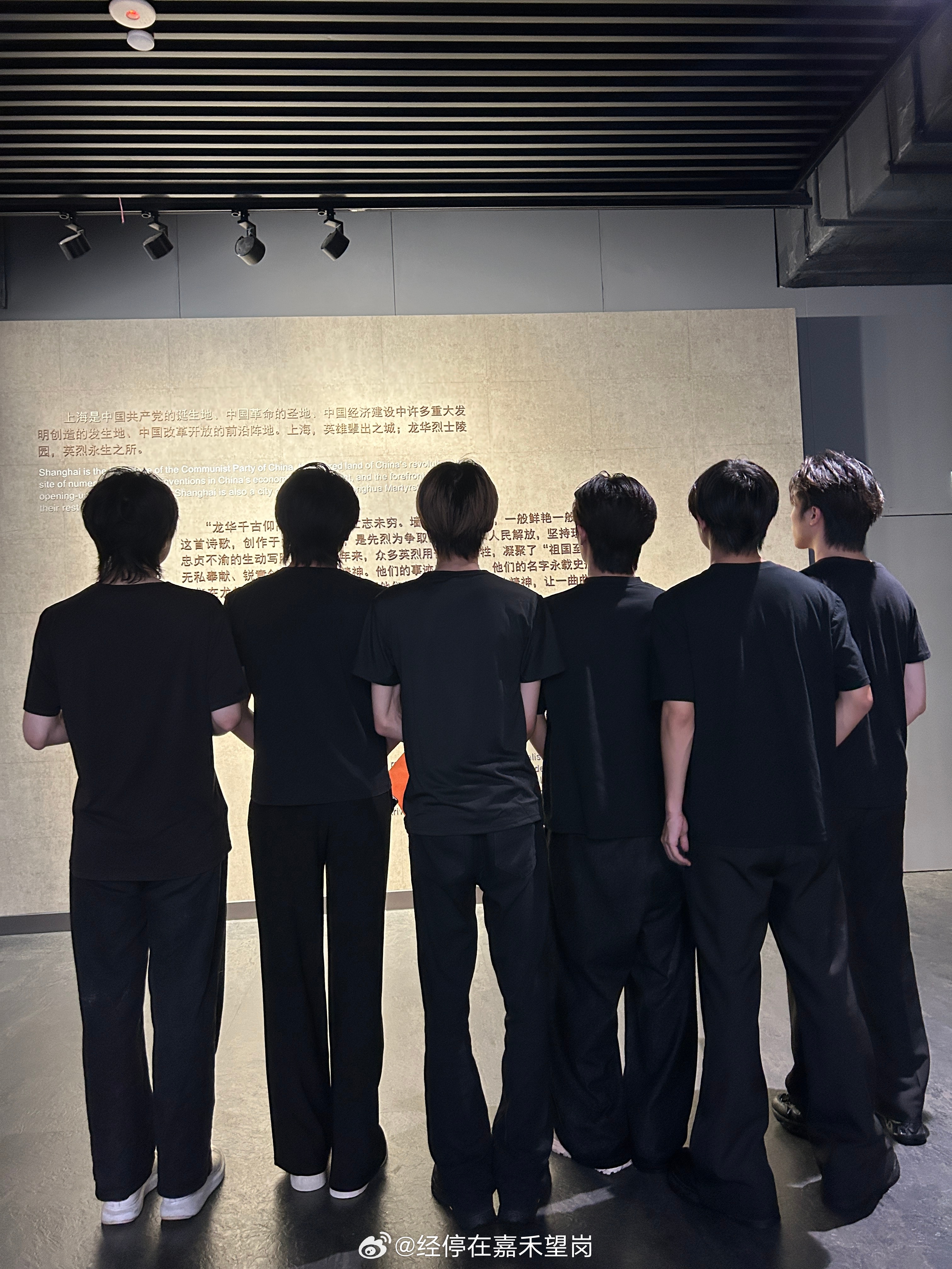 练习生银超4000签到什么水平未出道男团超话签到破四千 谁懂啊，龙生九子团还在练
