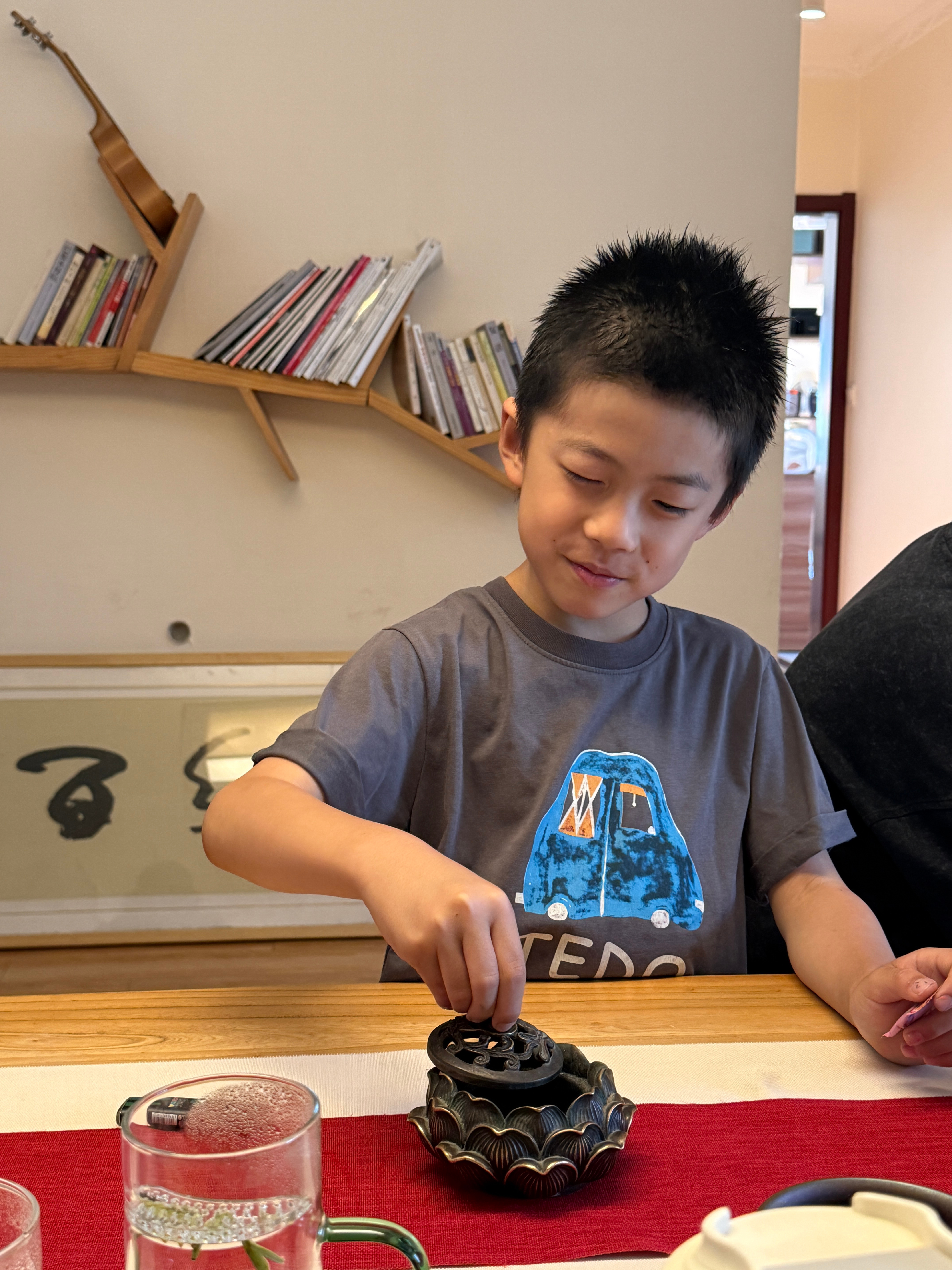 陪娃理完发muji逛一圈，这个绿可真显白啊，除了容易掉，没毛病。你们经常问的，我