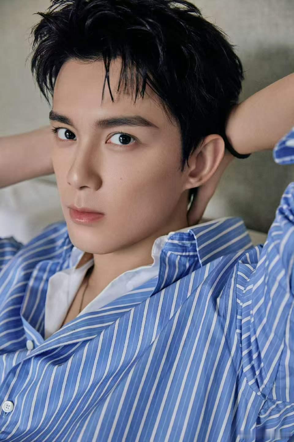 出发的感觉太好了 吴磊ted式演讲 一场沉浸式的TED风格演讲，吴磊把骑行晒痕、