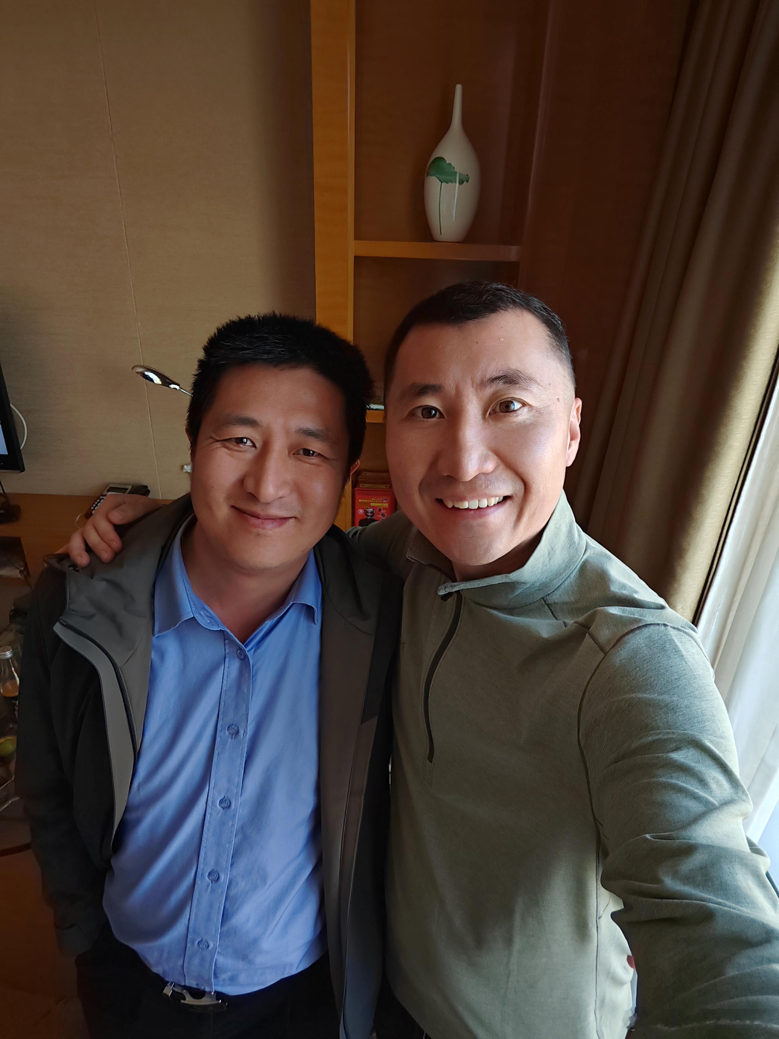 双向的尊重，会让每一段相处都舒服自在。好梦~~~ 