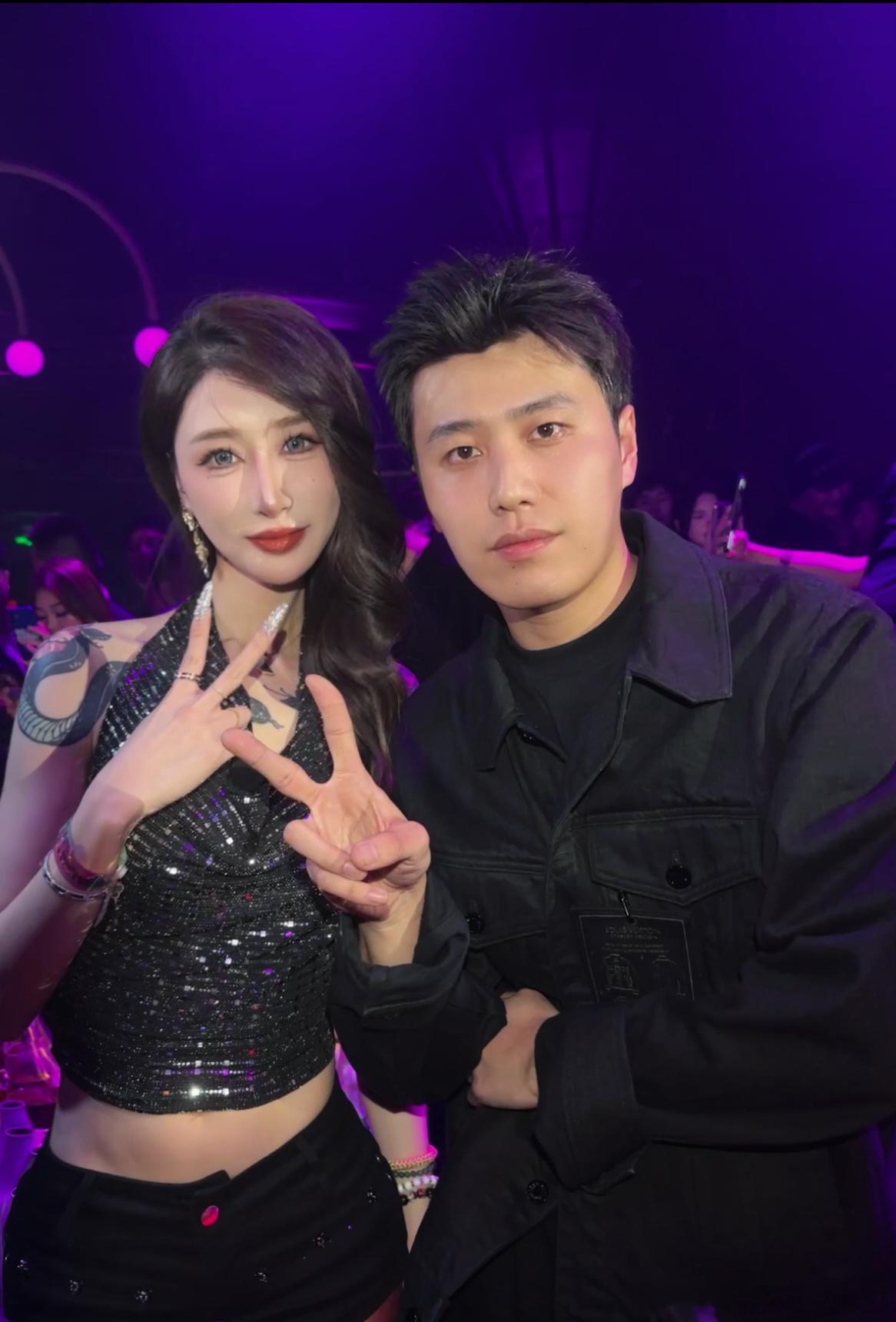 愣是凑不齐九张[奥特曼] ​​​