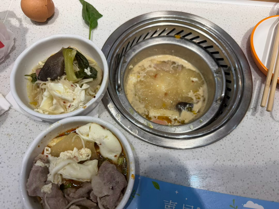 今天吃自助吃了7个鸡蛋 
