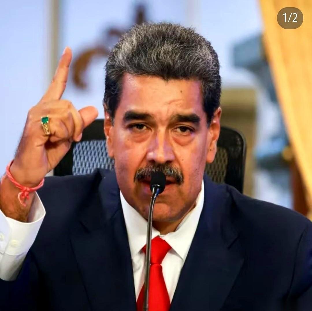 马杜罗这四个字，真是把对手的剧本给撕了。
外面的人，大炮架好，镜头对准，就等着他