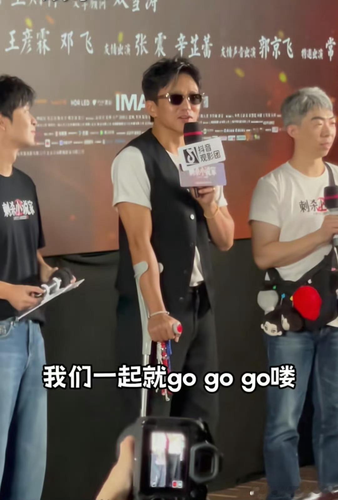 上大学时“辛芷蕾发型”超火，老家十八线理发店都能 get同款，现在再看她的作品，