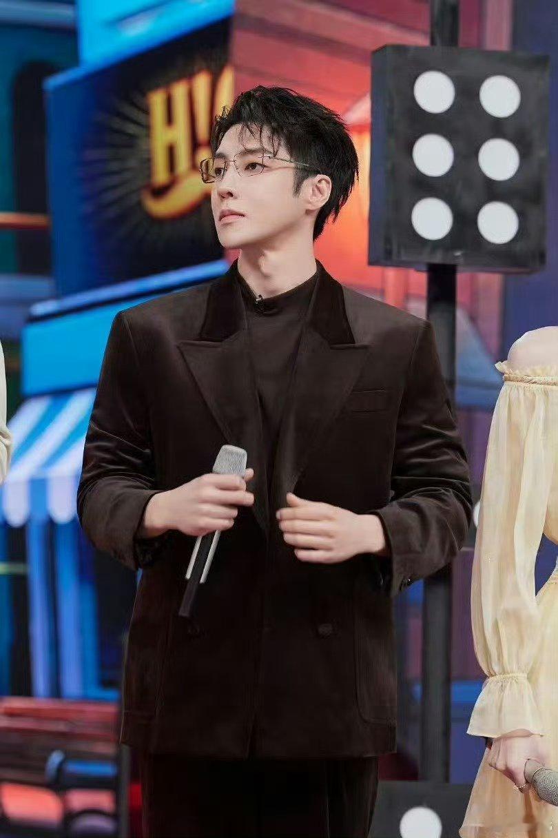 钟汉良高瀚宇已老实求放过直观看到脑子宕机是什么样子了，钟汉良高瀚宇互相提问，直接