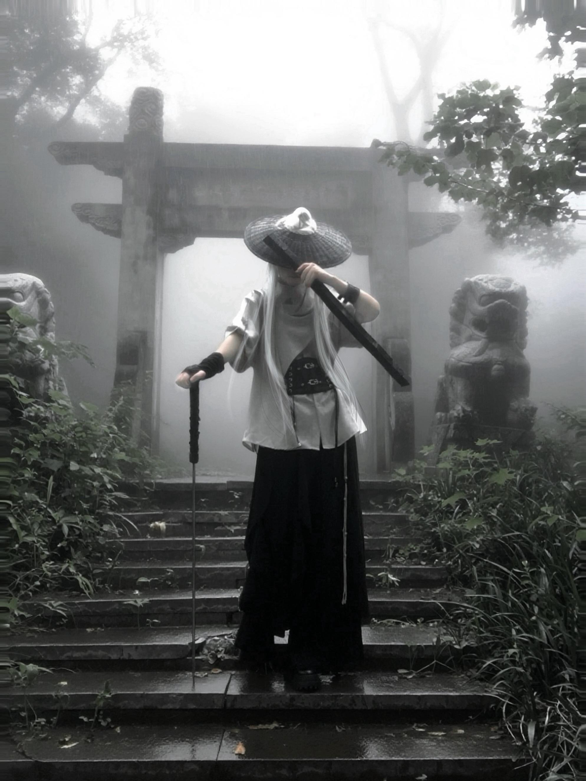“终南山下 活死人墓”侠客风