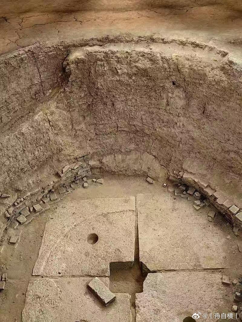 武则天明堂：柱直径达到4米洛阳武则天明堂的中心柱，是这座古代最高木构建筑的核心构