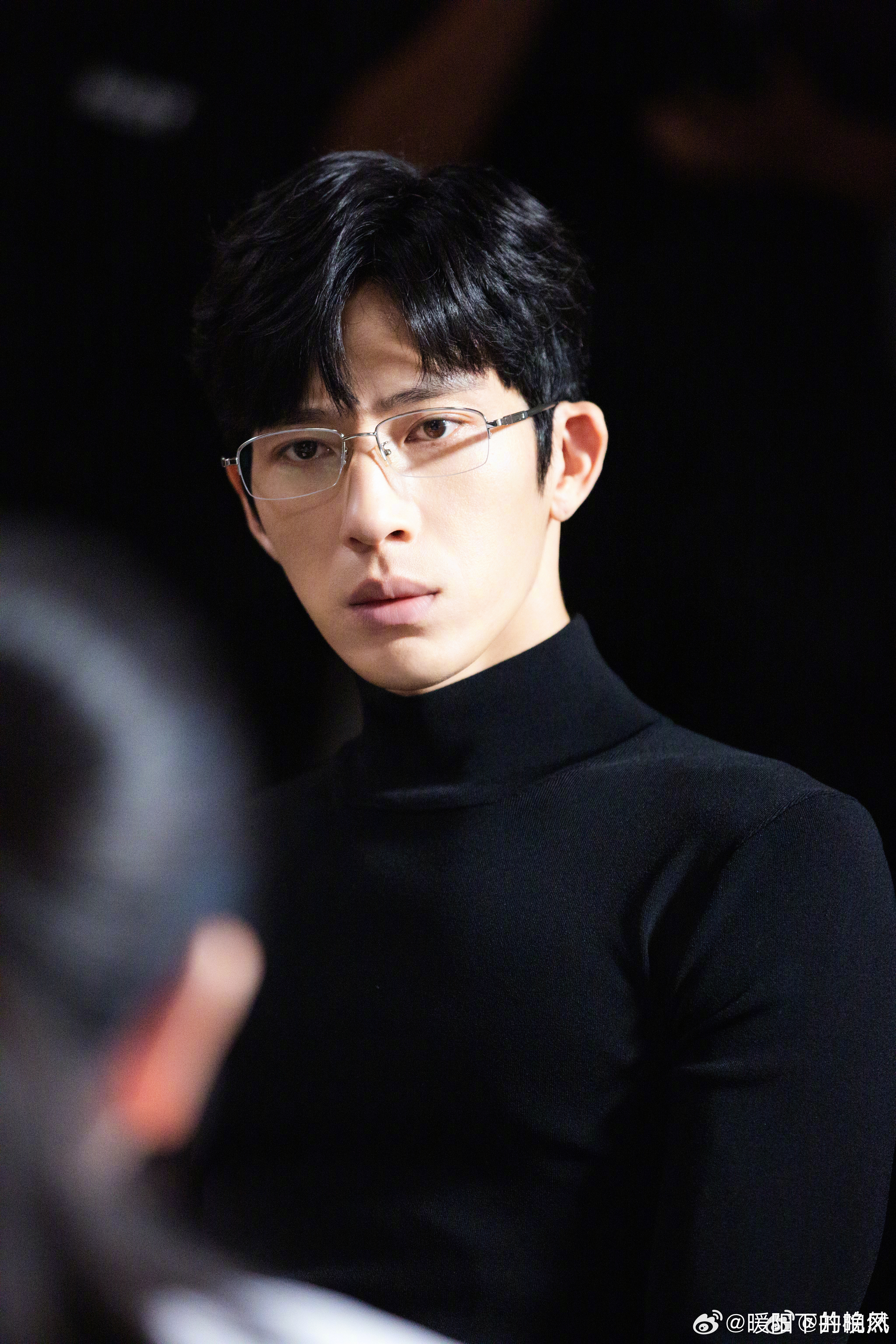 井柏然蔡文静演这段会脑补吗 成年人的极致拉扯！井柏然蔡文静演得太真实，情绪张力拉