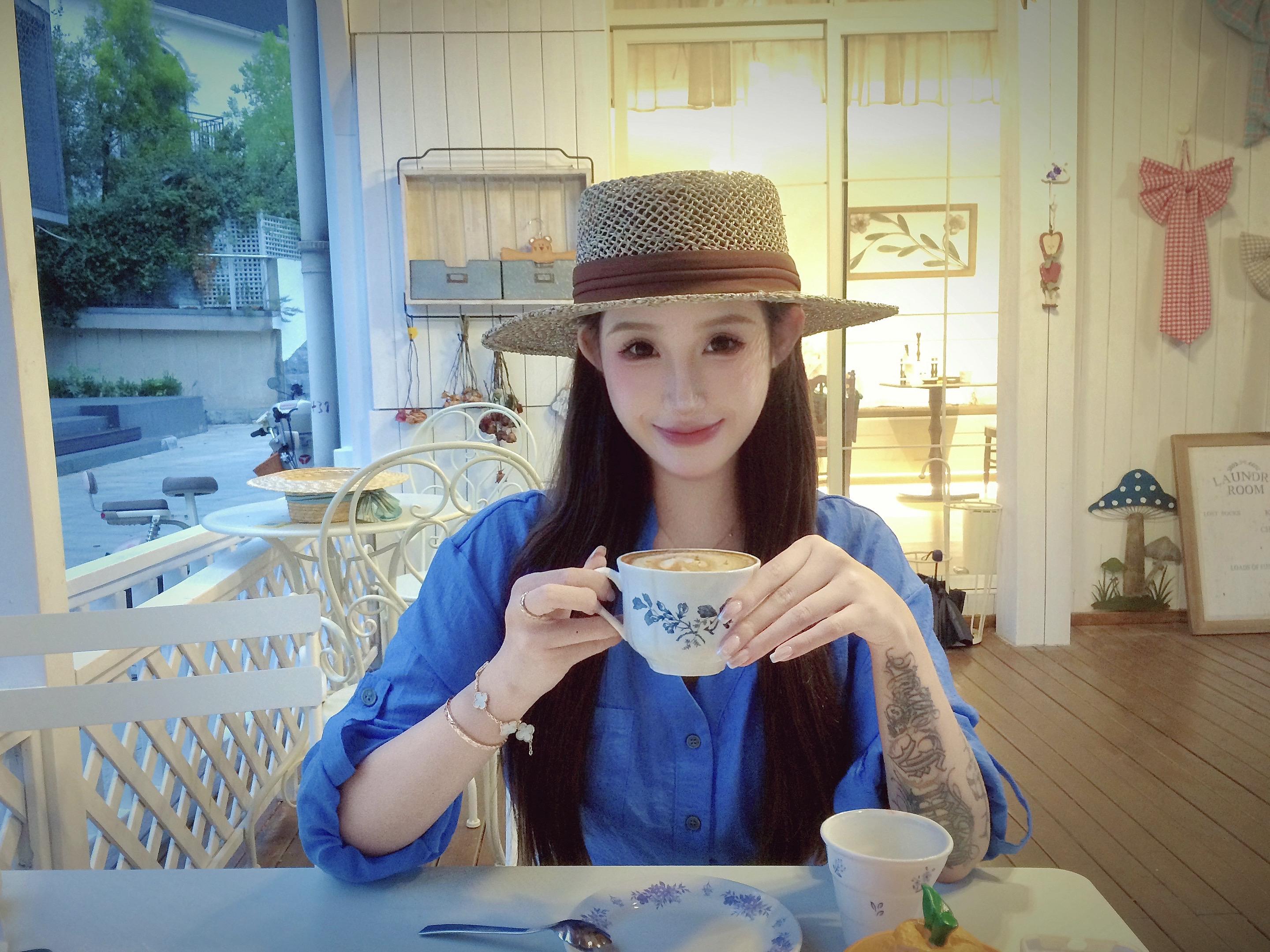 爱是生活的礼物  不是救命的稻草