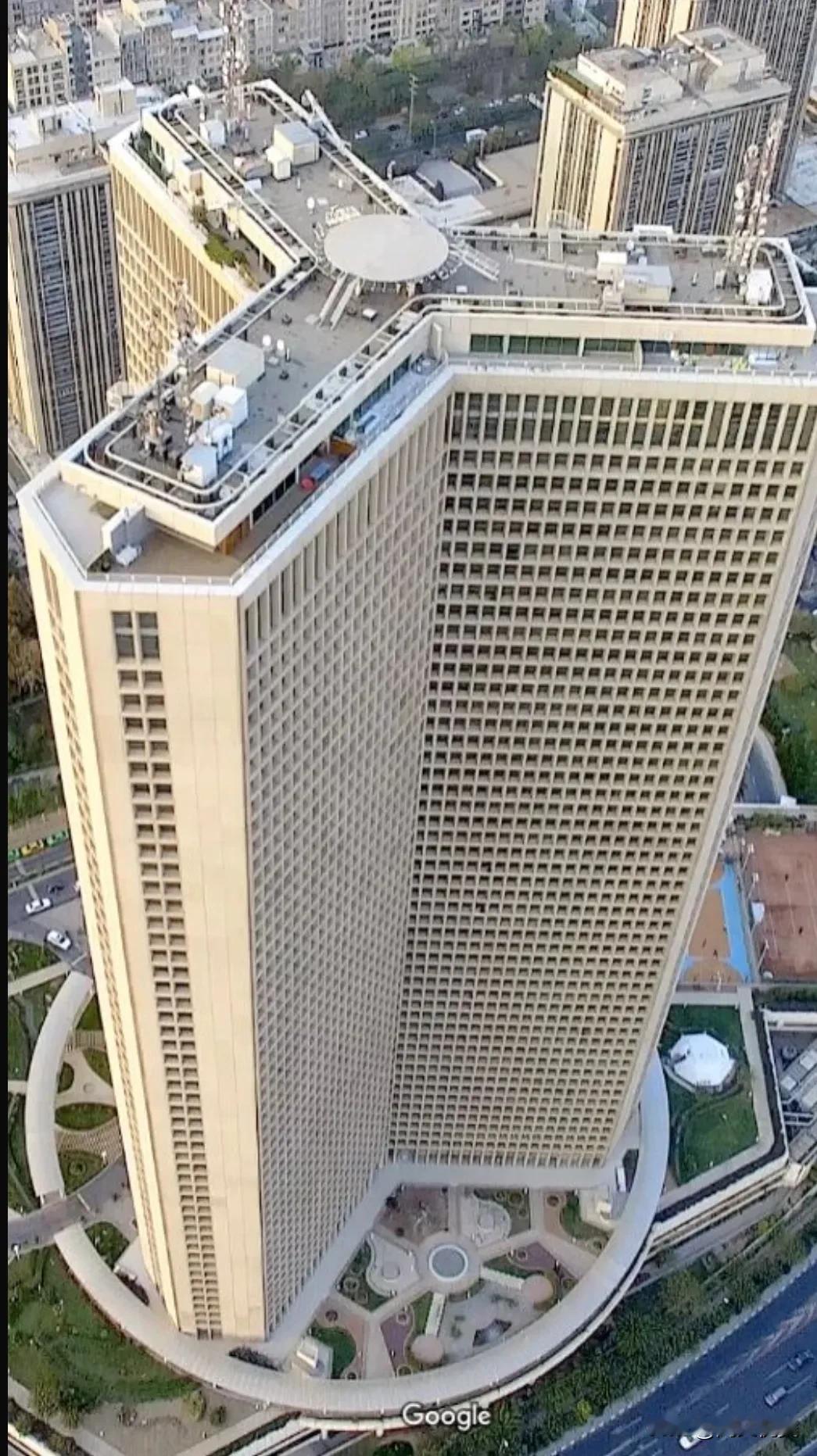 生活中你若找不到坚持下去的理由，那就找一个重新开始的理由，生活就是这么简单。想要