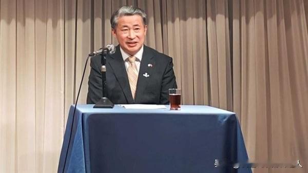 “擅自伸过来的肮脏脑袋，只能毫不犹豫地砍掉！”中国驻大阪总领事薛剑的这句“战术级